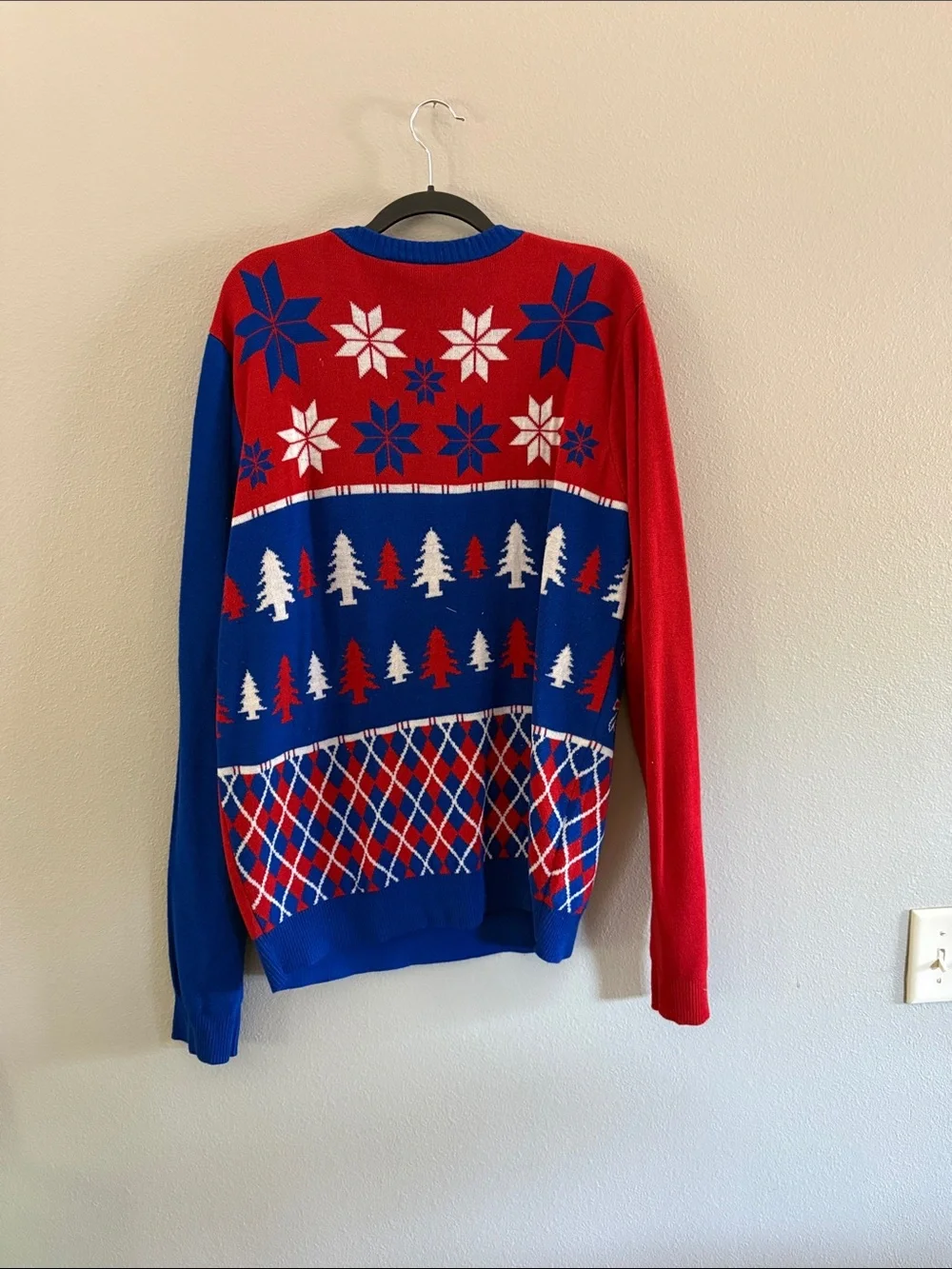 Buffalo Men's Red & Blue Holiday Sweater